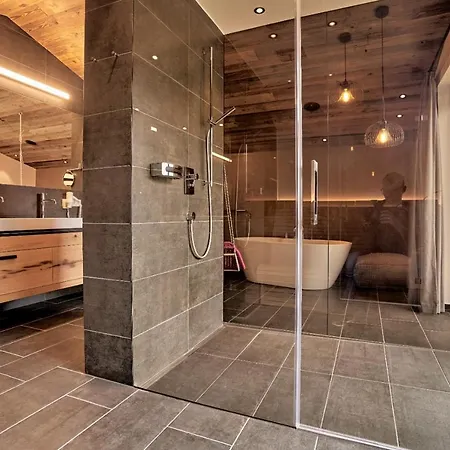 - The Peak * سولدن