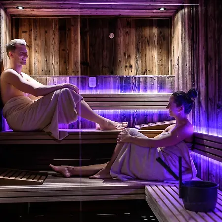 Alpehytte - The Peak