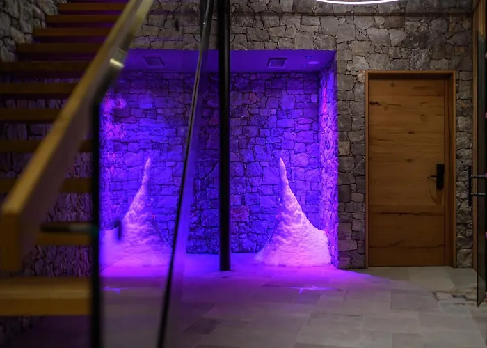 - The Peak Шале Зёльден